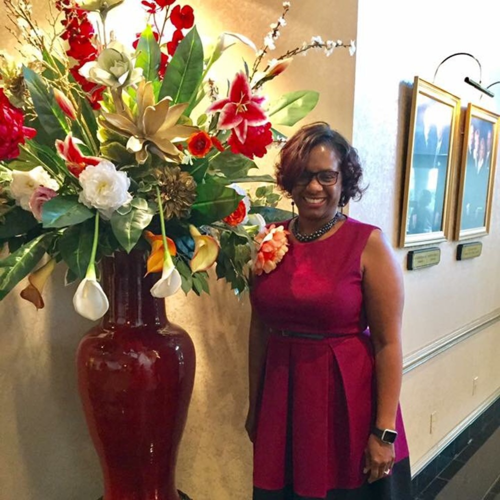 Meet your Posher, Deidra